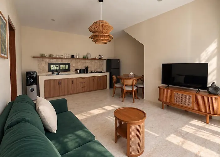 Stylish Near The Shared Pool *