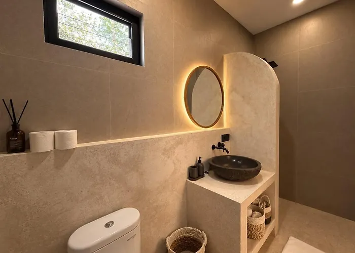 Stylish Near The Shared Pool * Pecatu
